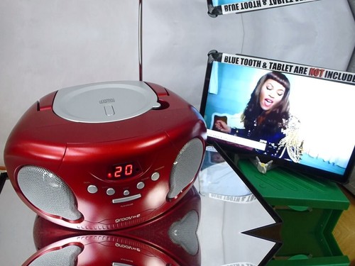 Red player fm stereo - red,