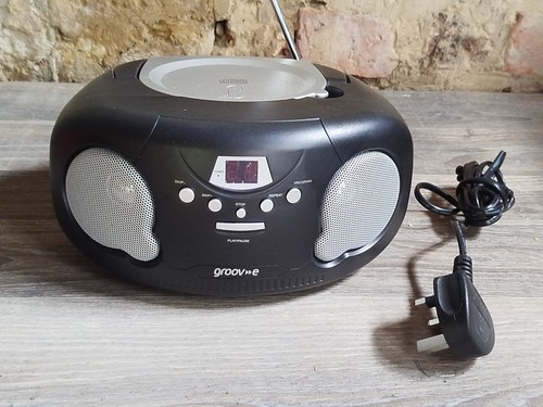 Portable boombox player - portable, cd