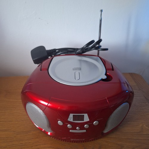 Red groov boombox portable - red, groov-e